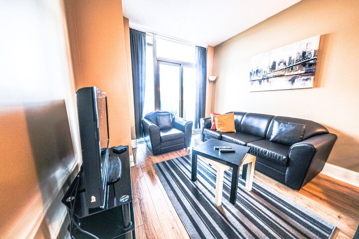 Room 9 of 25