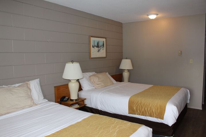 Room 7 of 13
