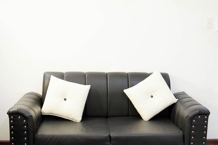 Room 9 of 36