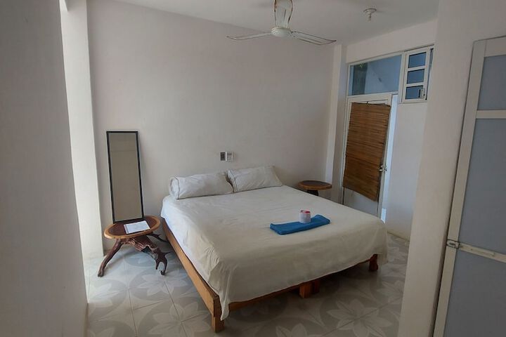 Room 8 of 29