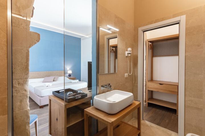 Room 60 of 120