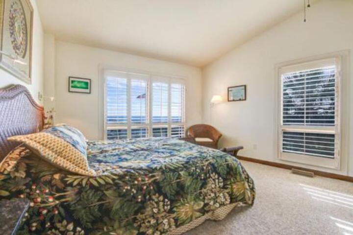 South Fletcher Holiday Home in Fernandina Beach, FL