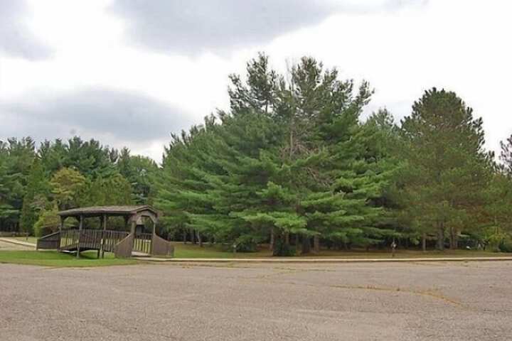 Property Grounds 13 of 13