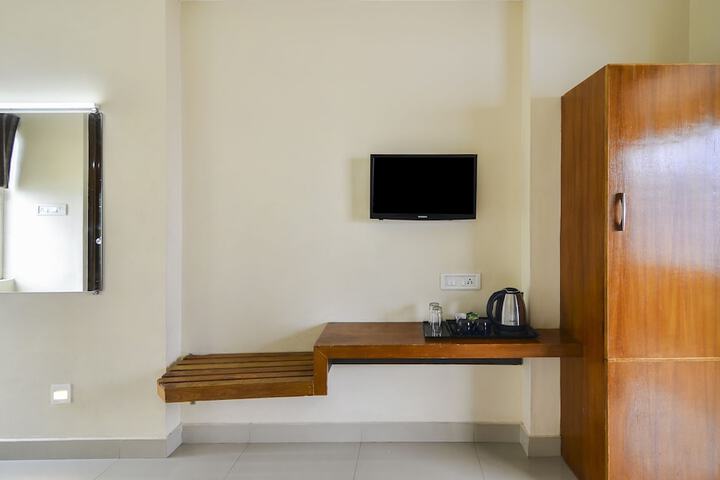 Room 27 of 49