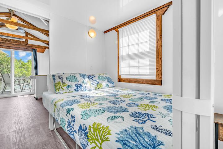 Room 3 of 21