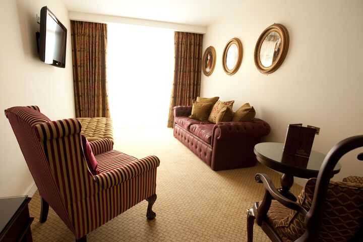 Room 22 of 60