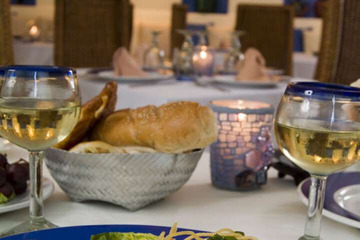 Dining 29 of 76