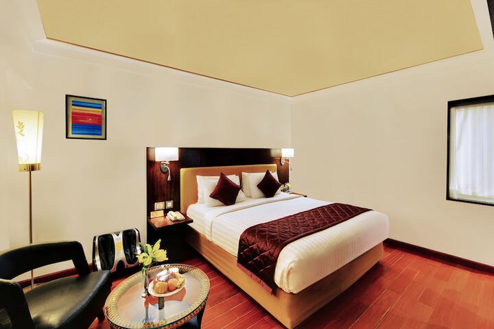 Room 8 of 42