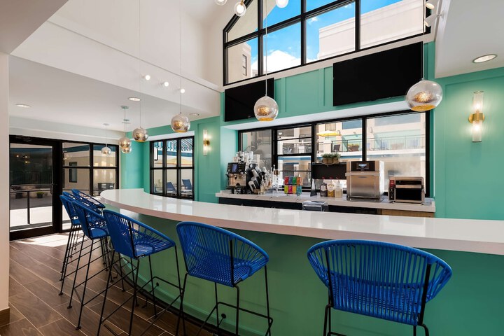 Coffee shop