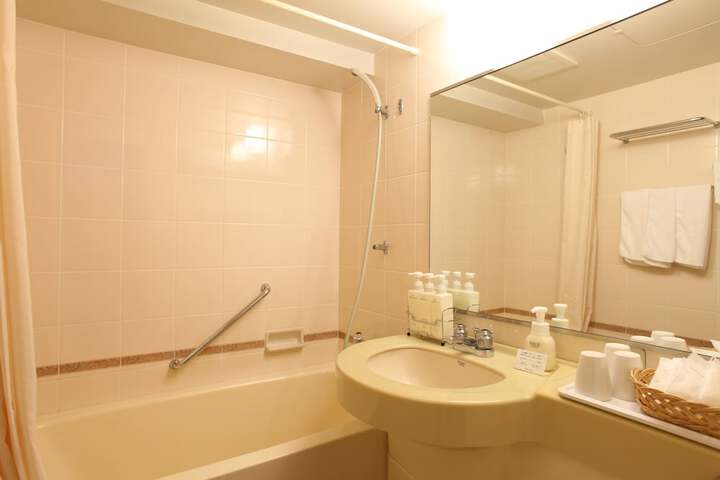 Clean Restrooms