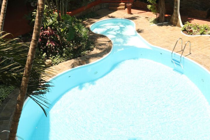 Pool 35 of 61