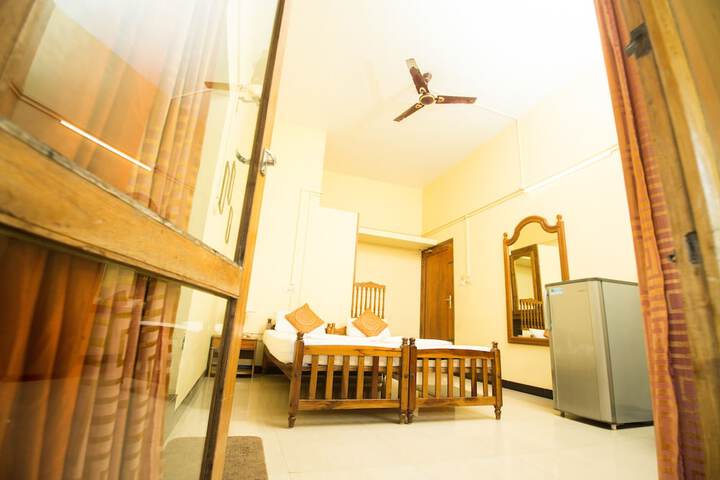 Room 8 of 59