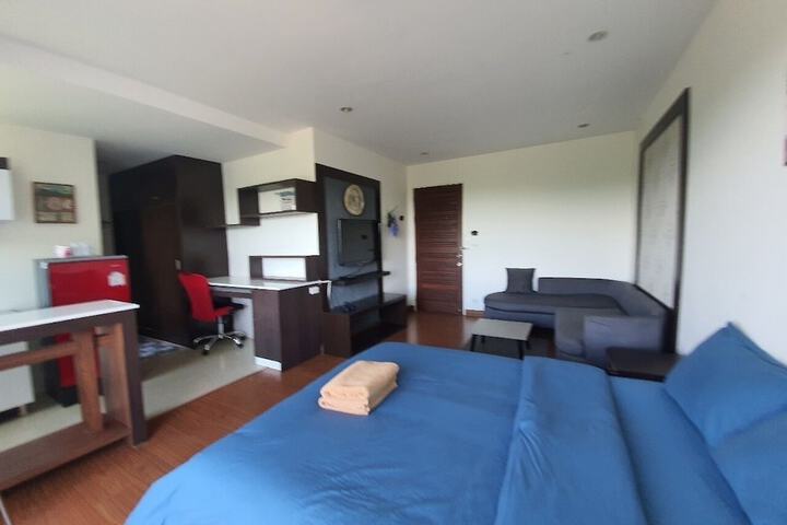 Room 136 of 263
