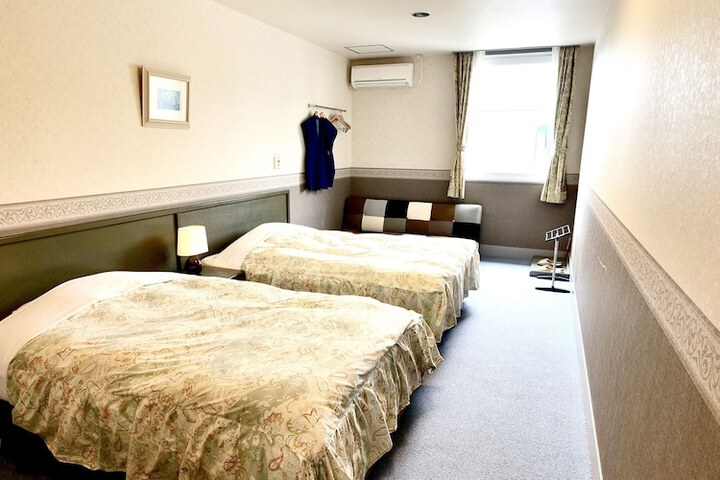 Room 19 of 69