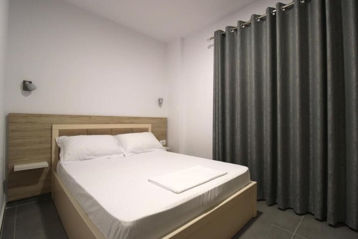 Room 21 of 86