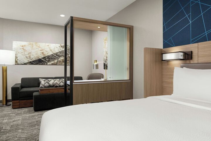 Room 14 of 31
