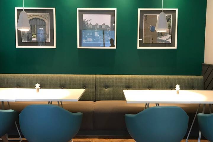 Dining 39 of 79