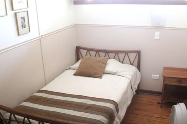 Room 25 of 85