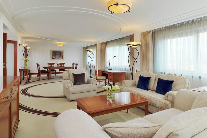 Room 28 of 119