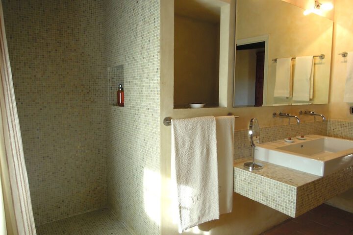 Room 40 of 57