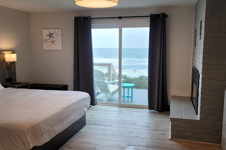 Room 5 of 134