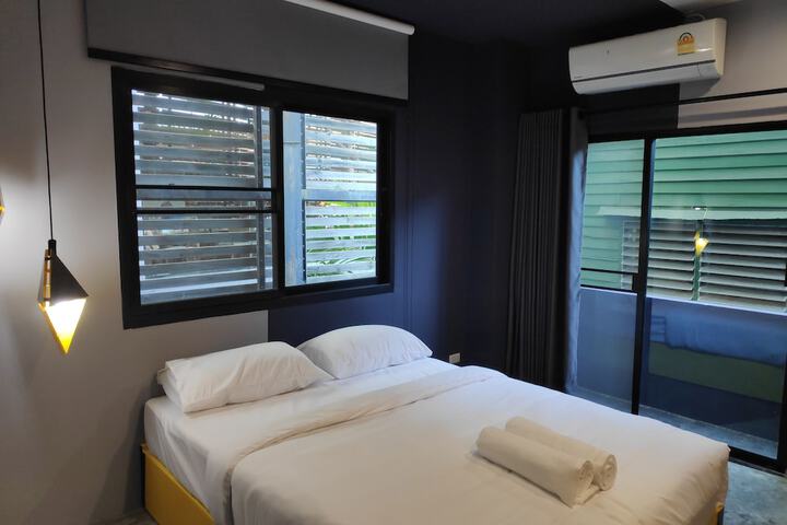 Room 18 of 36