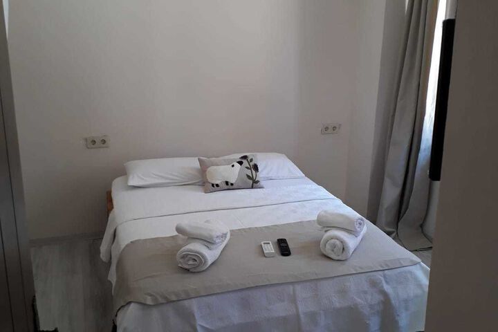 Room 33 of 36