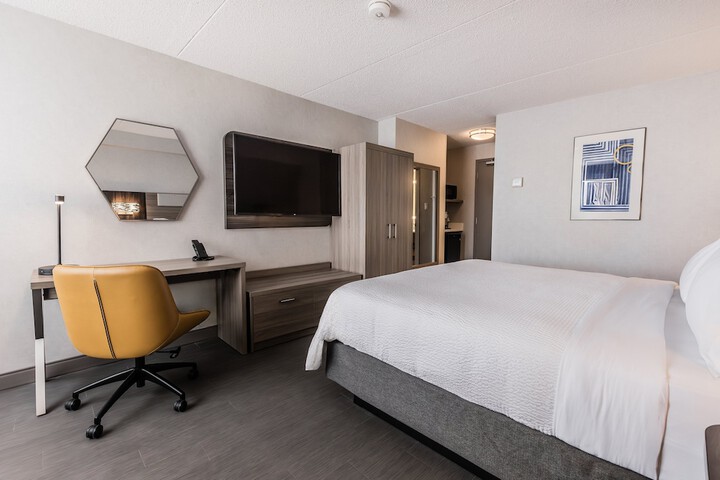 Room 12 of 88