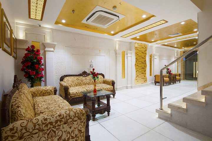 Lobby Entry