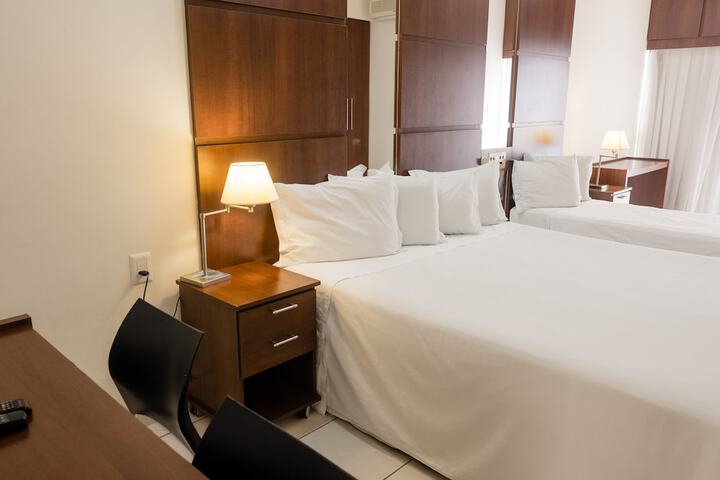 Room 8 of 114