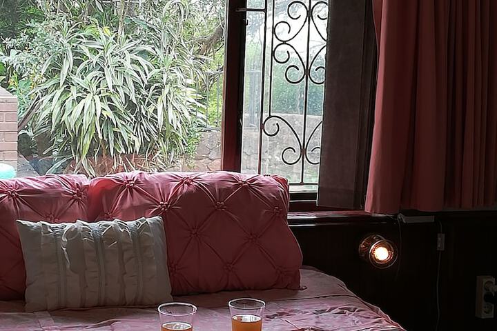 Room 2 of 24
