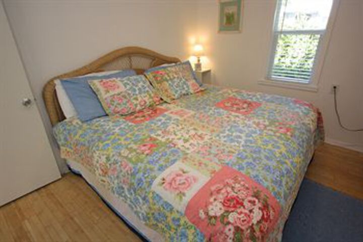 Room 42 of 104