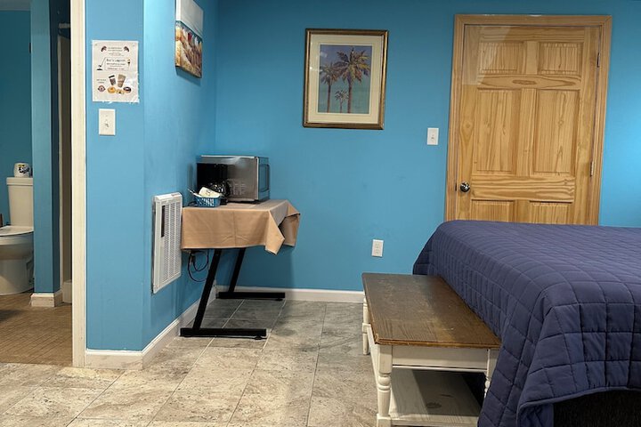 Room 5 of 22