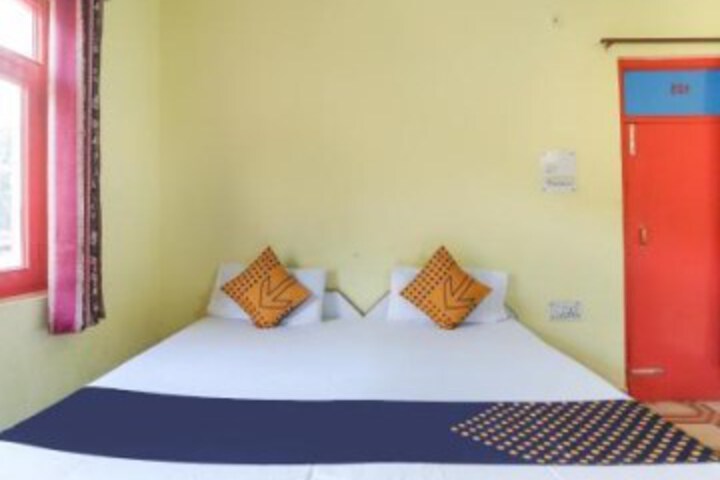 SPOT ON 68449 Hotel Krishna Palace & Restaurant