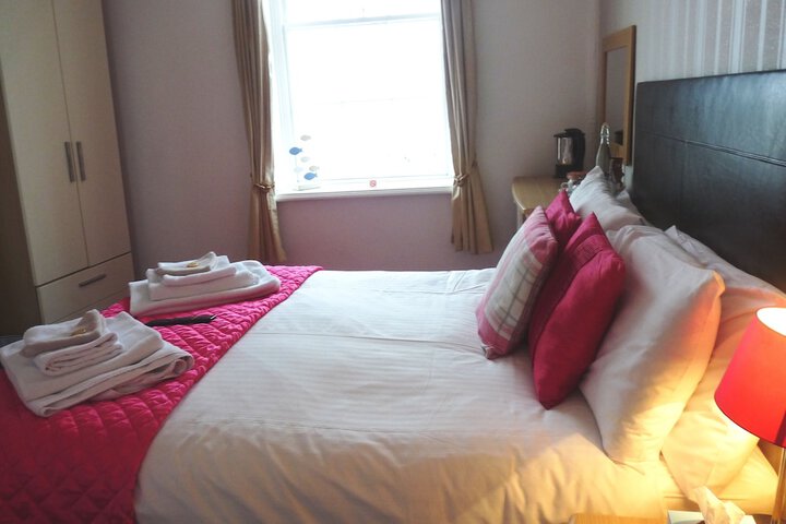 Room 19 of 84
