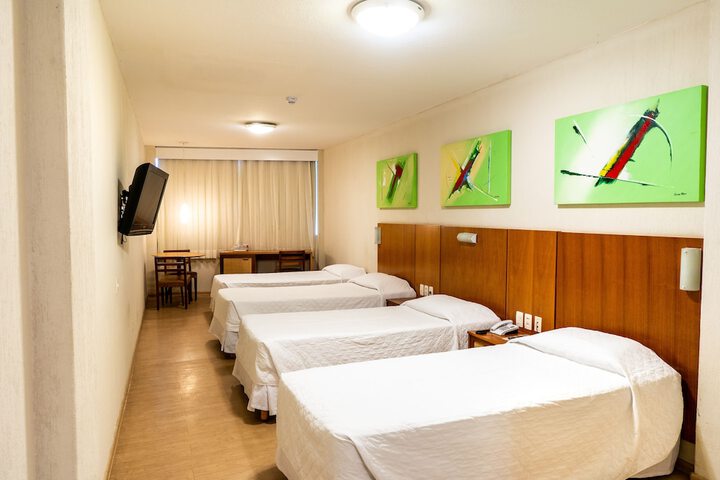Room 6 of 86