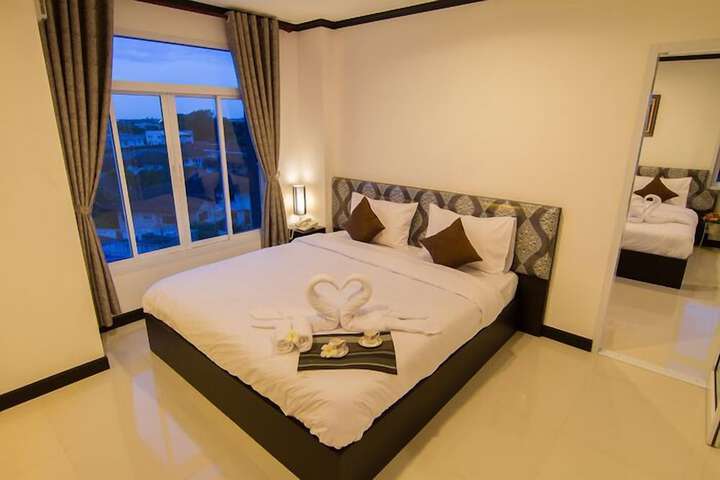 Room 17 of 43