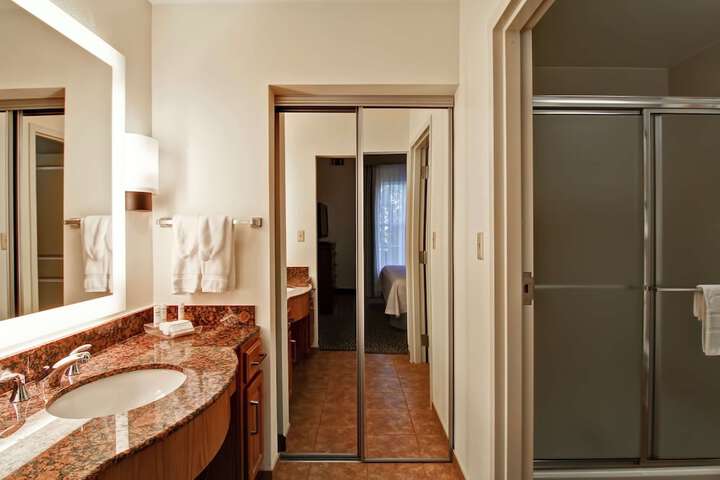 Bathroom shower
