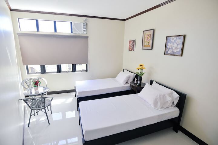 Room 4 of 21