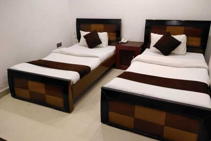 Room 20 of 26