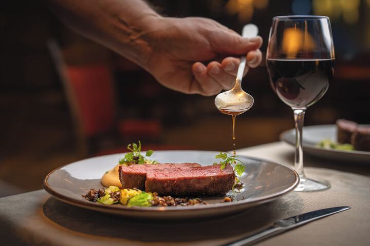 Dining 47 of 63