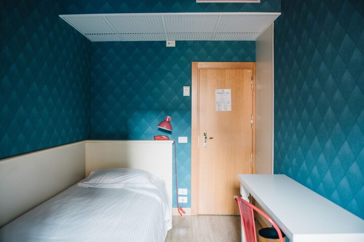 Room 15 of 43