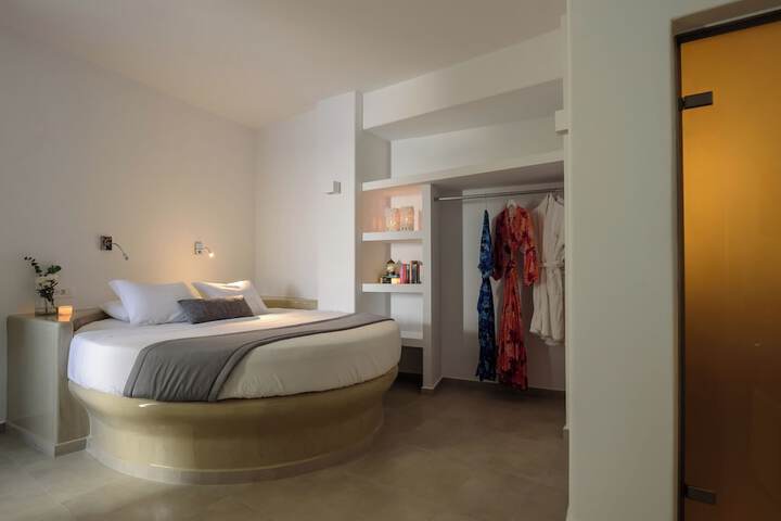 Room 63 of 171