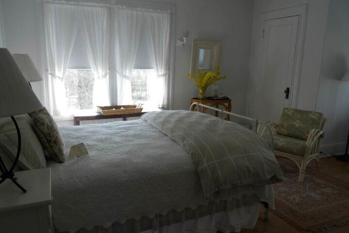 Room 2 of 5