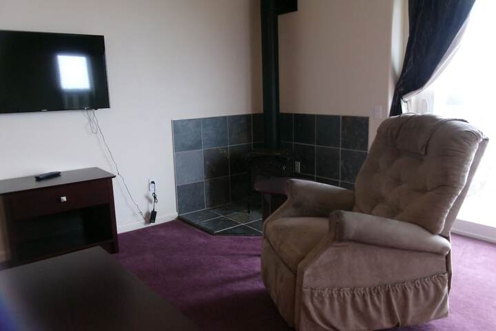 Room 83 of 165