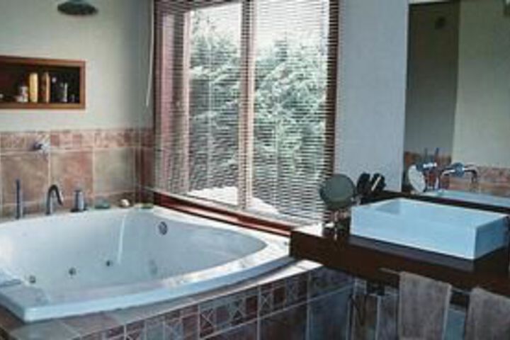 Room 3 of 56