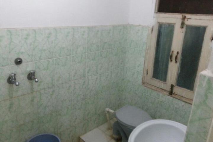 Love Kush Hotel