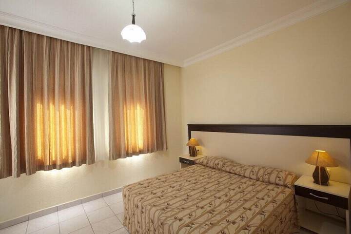 Room 7 of 63