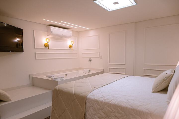 Room 20 of 138