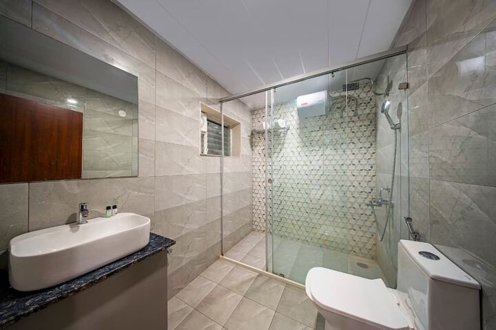 Room 18 of 26